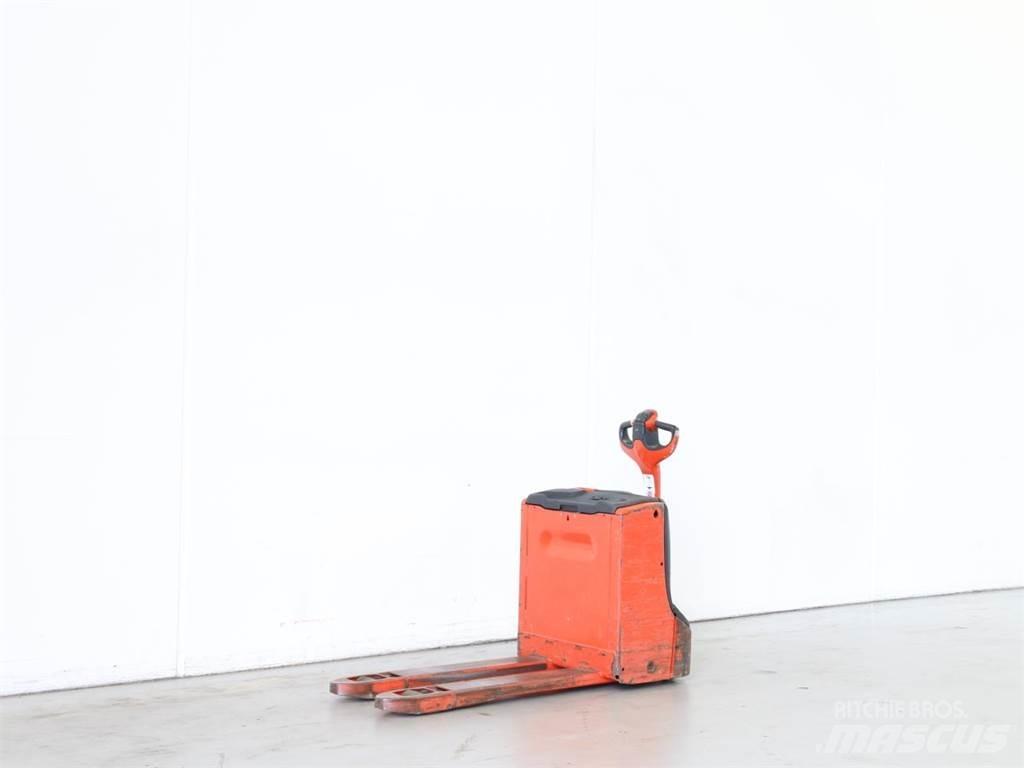 Linde T16/1152 行走控制式堆積機