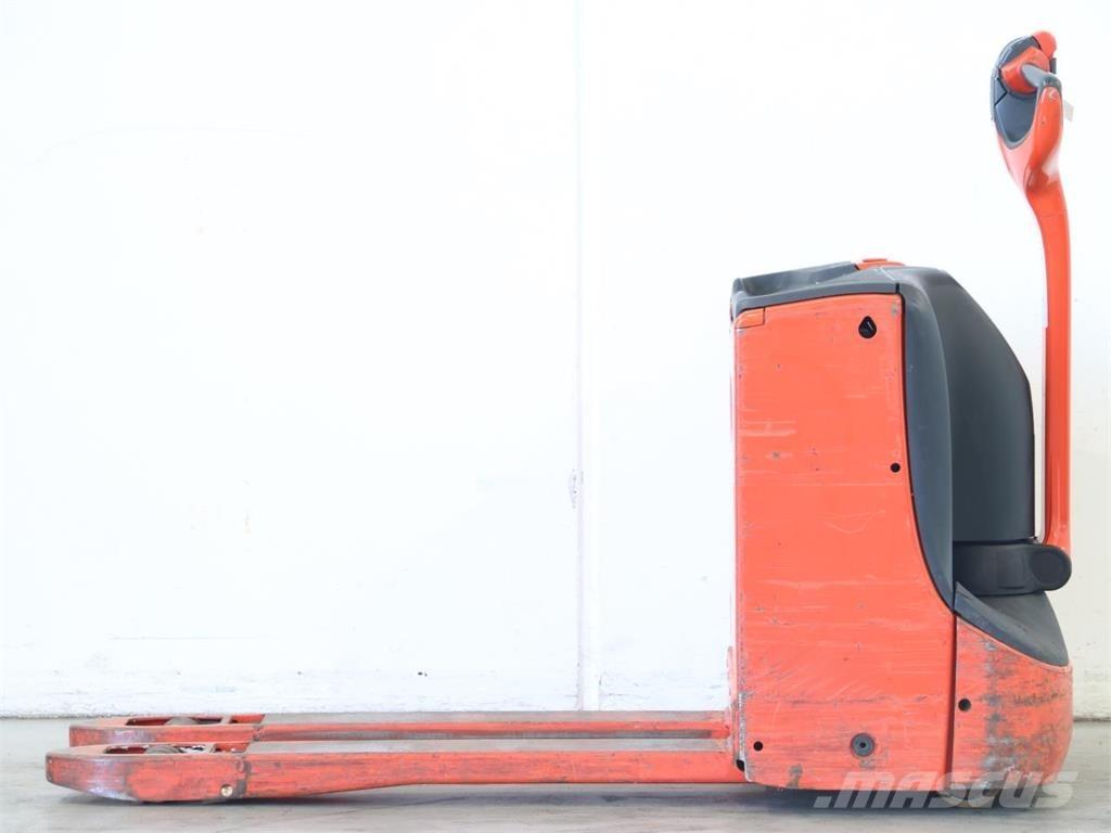 Linde T16/1152 行走控制式堆積機