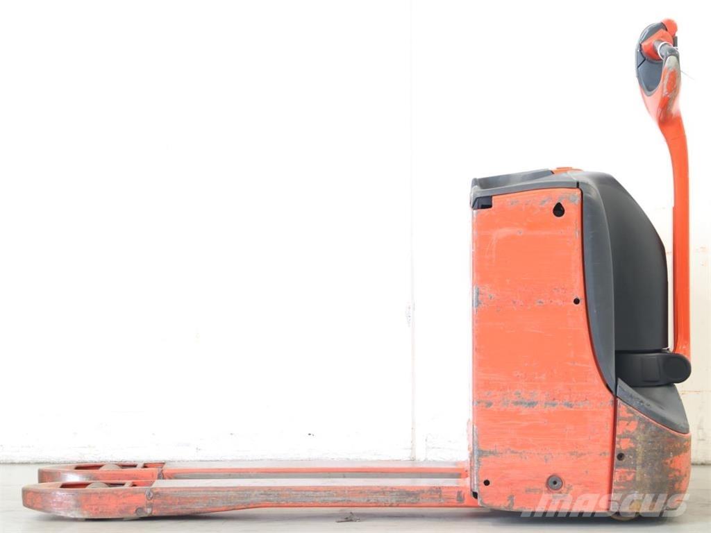 Linde T16/1152 行走控制式堆積機