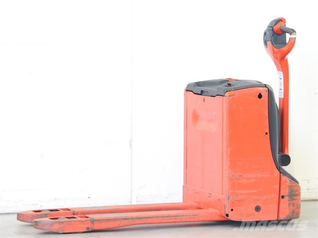 Linde T16/1152 行走控制式堆積機