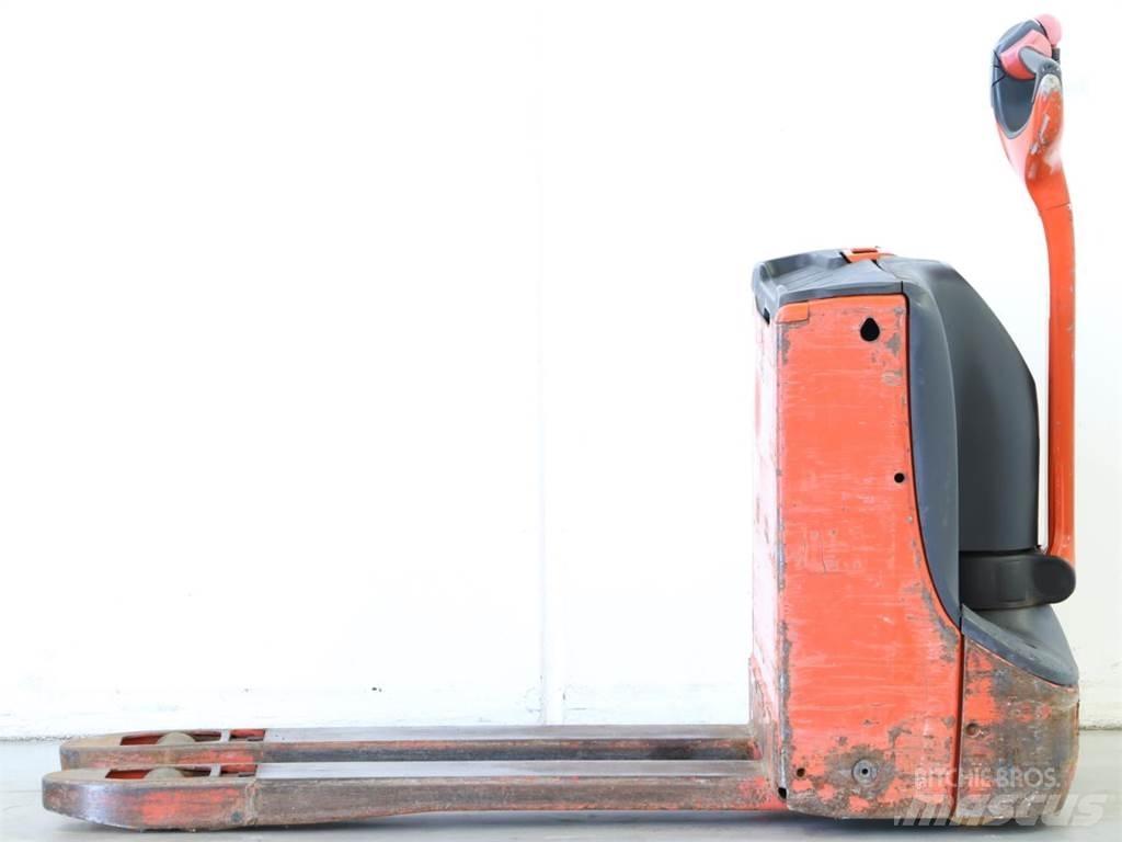 Linde T16/1152-00 行走控制式堆積機