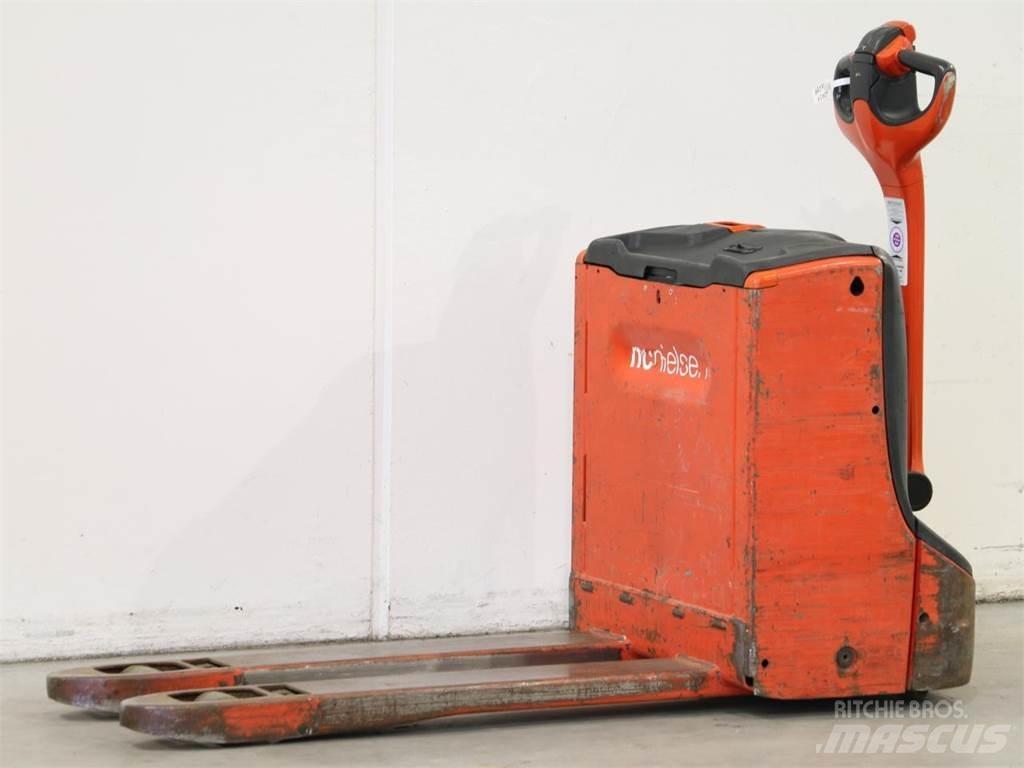 Linde T16/1152-00 行走控制式堆積機
