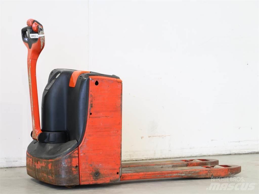Linde T16/1152-00 行走控制式堆積機