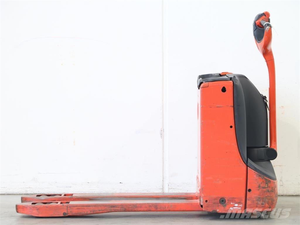 Linde T16/1152-00 行走控制式堆積機