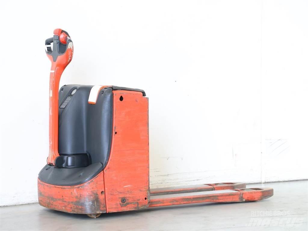 Linde T16/1152-00 行走控制式堆積機