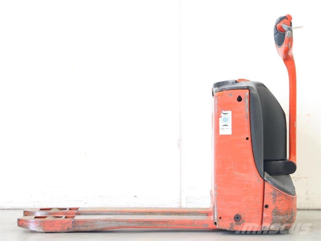 Linde T16/1152-00 行走控制式堆積機
