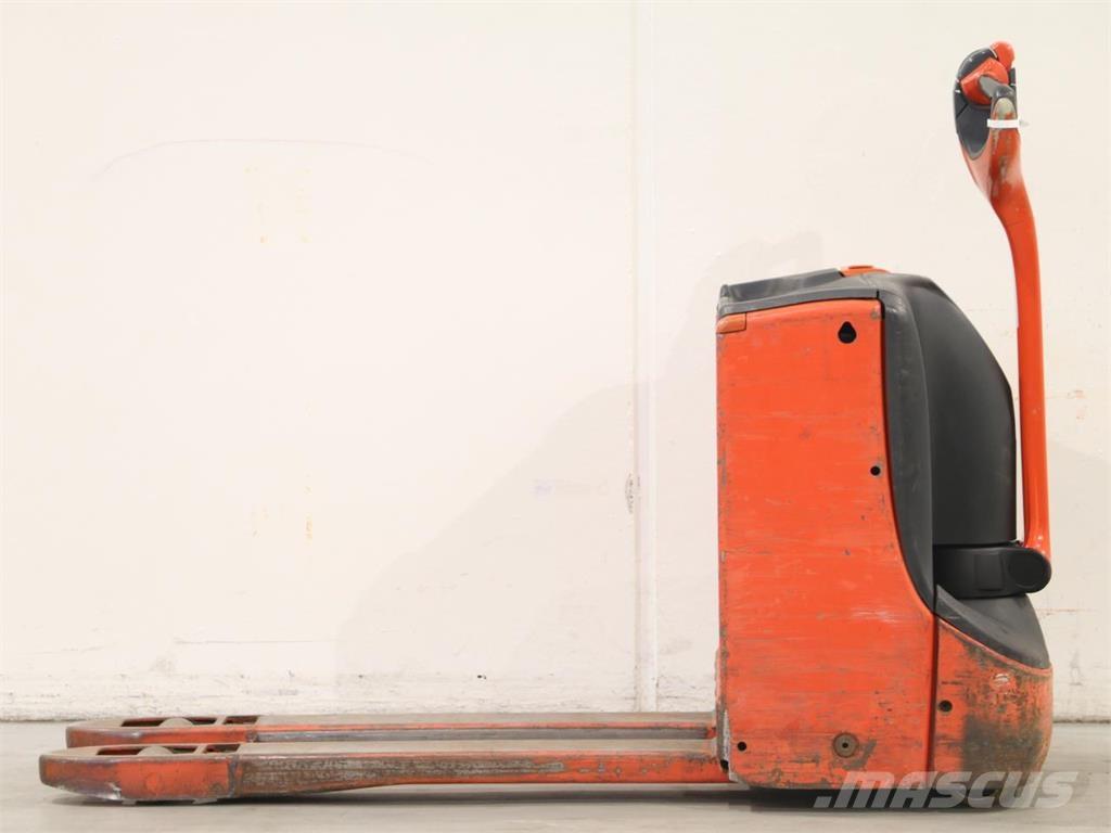 Linde T16/1152-02 行走控制式堆積機