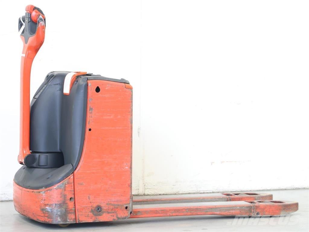 Linde T16/1152-02 行走控制式堆積機