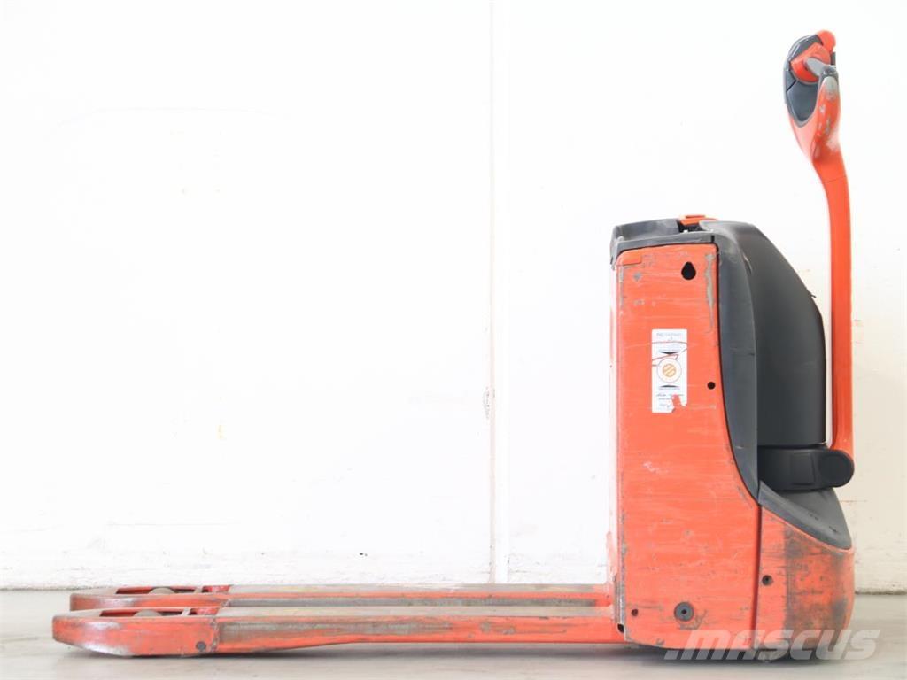 Linde T16/1152-02 行走控制式堆積機