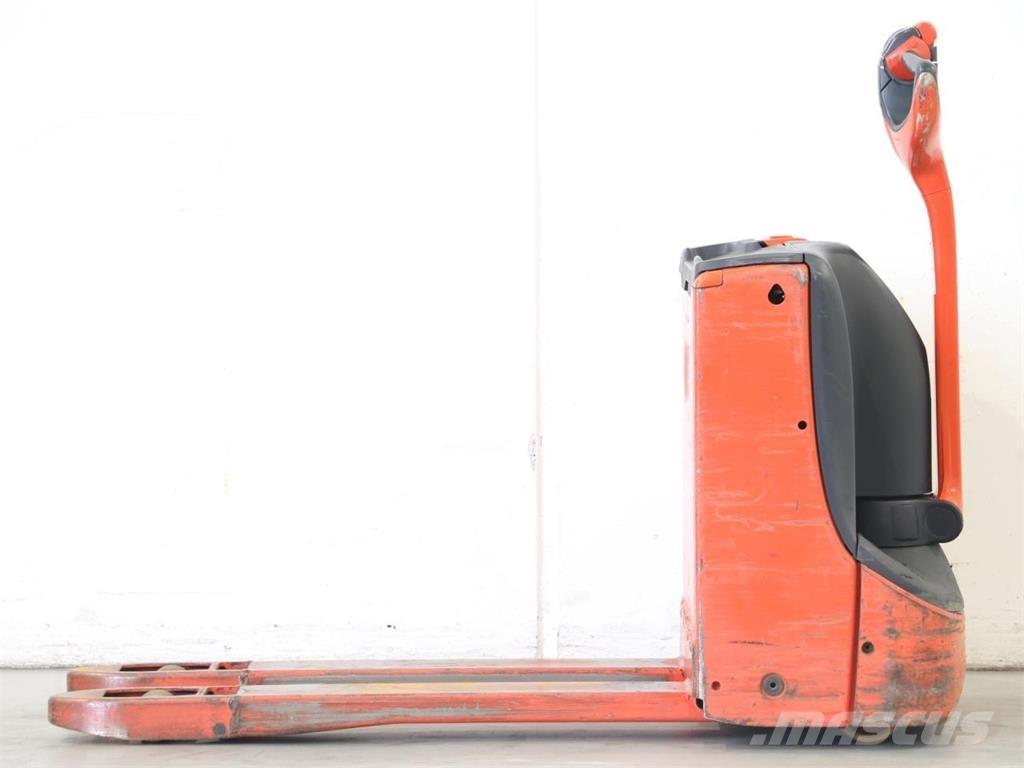 Linde T16/1152-02 行走控制式堆積機