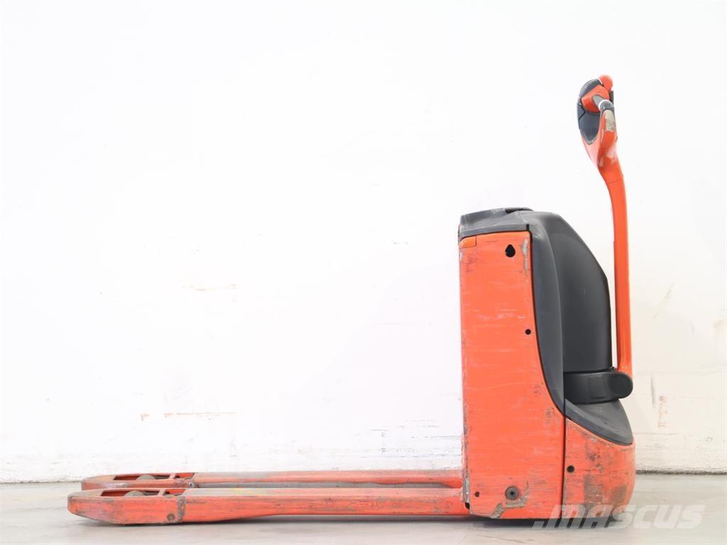 Linde T16/1152-02 行走控制式堆積機
