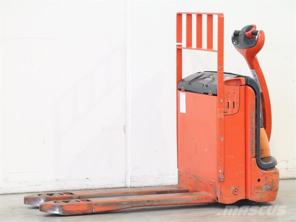 Linde T16/360 行走控制式堆積機