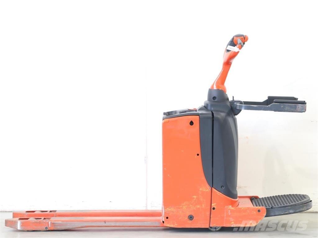 Linde T16P/1151 行走控制式堆積機