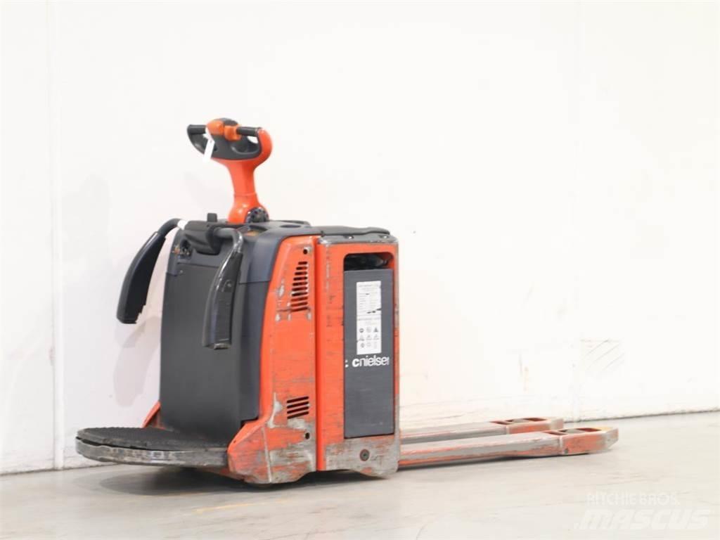 Linde T20AP/131 行走控制式堆積機