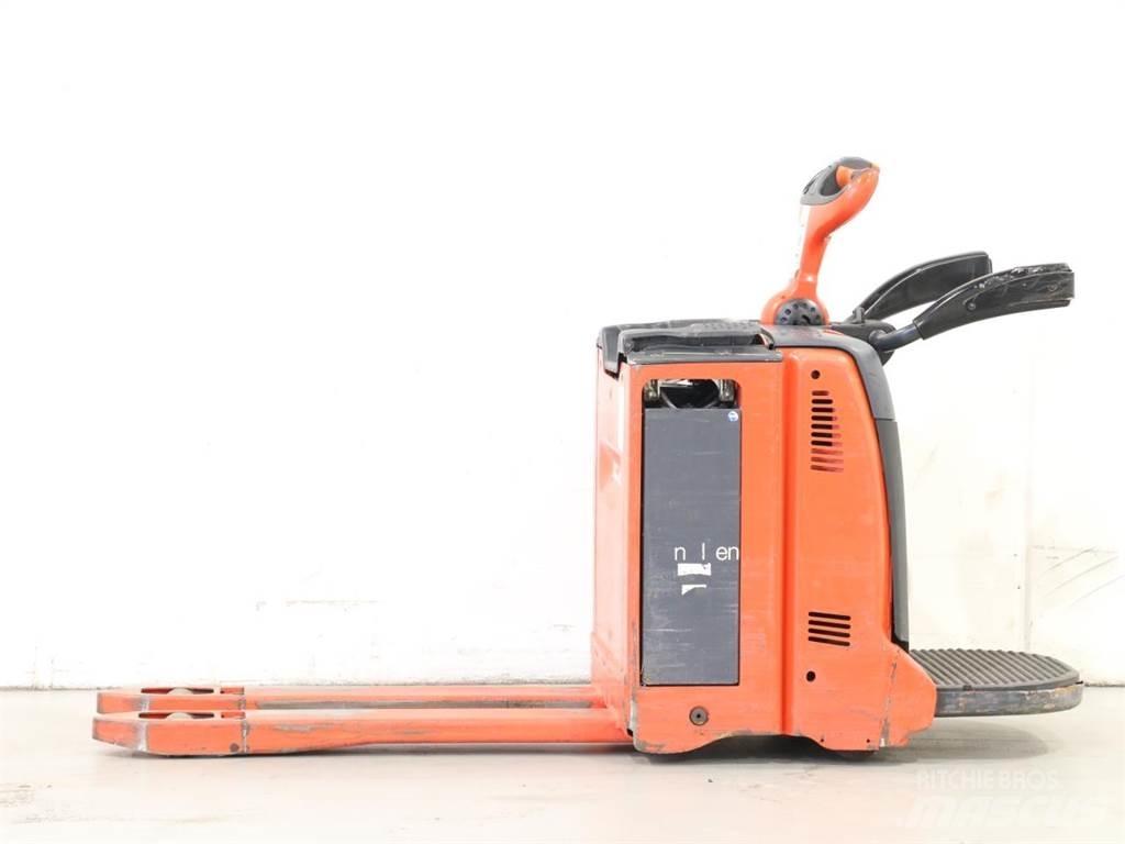 Linde T20AP/131-08 行走控制式堆積機