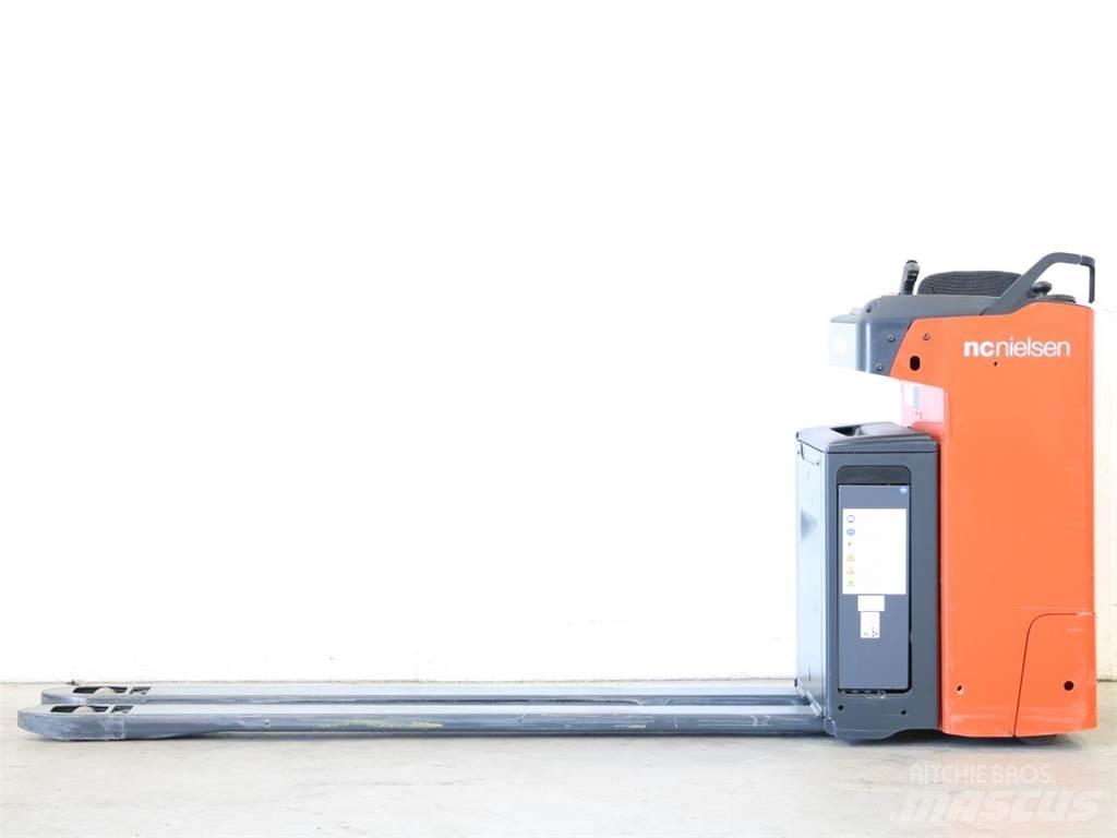 Linde T20R/1154 行走控制式堆積機