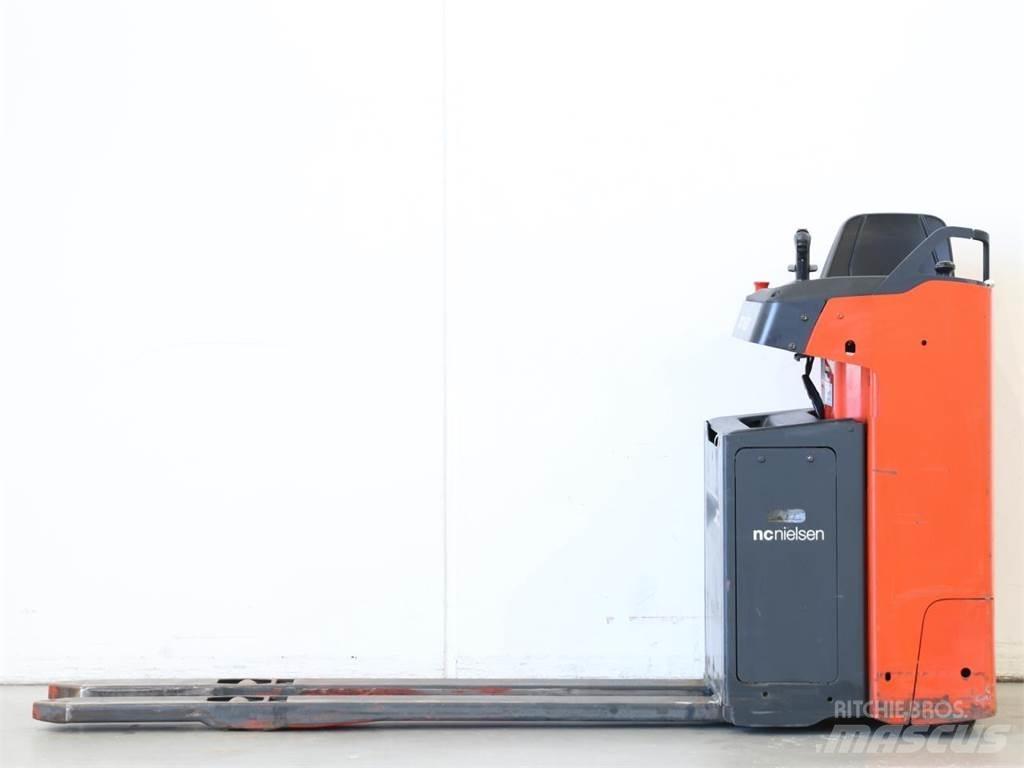 Linde T20S/1154 行走控制式堆積機