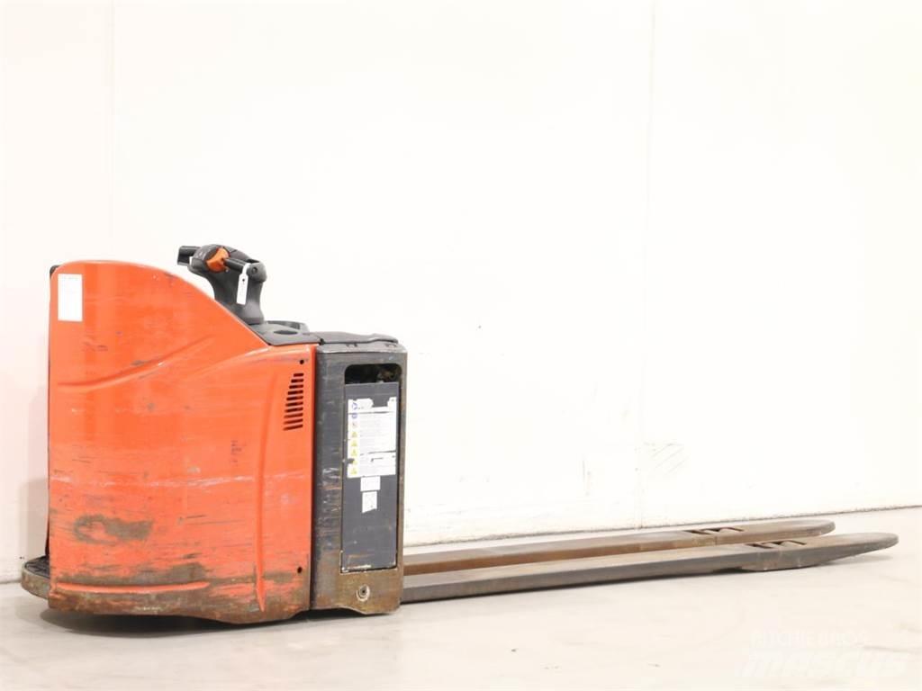 Linde T20SP/131 行走控制式堆積機