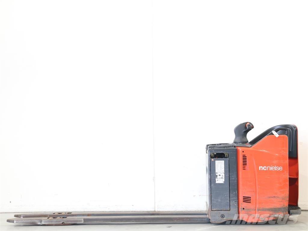 Linde T20SP/131 行走控制式堆積機