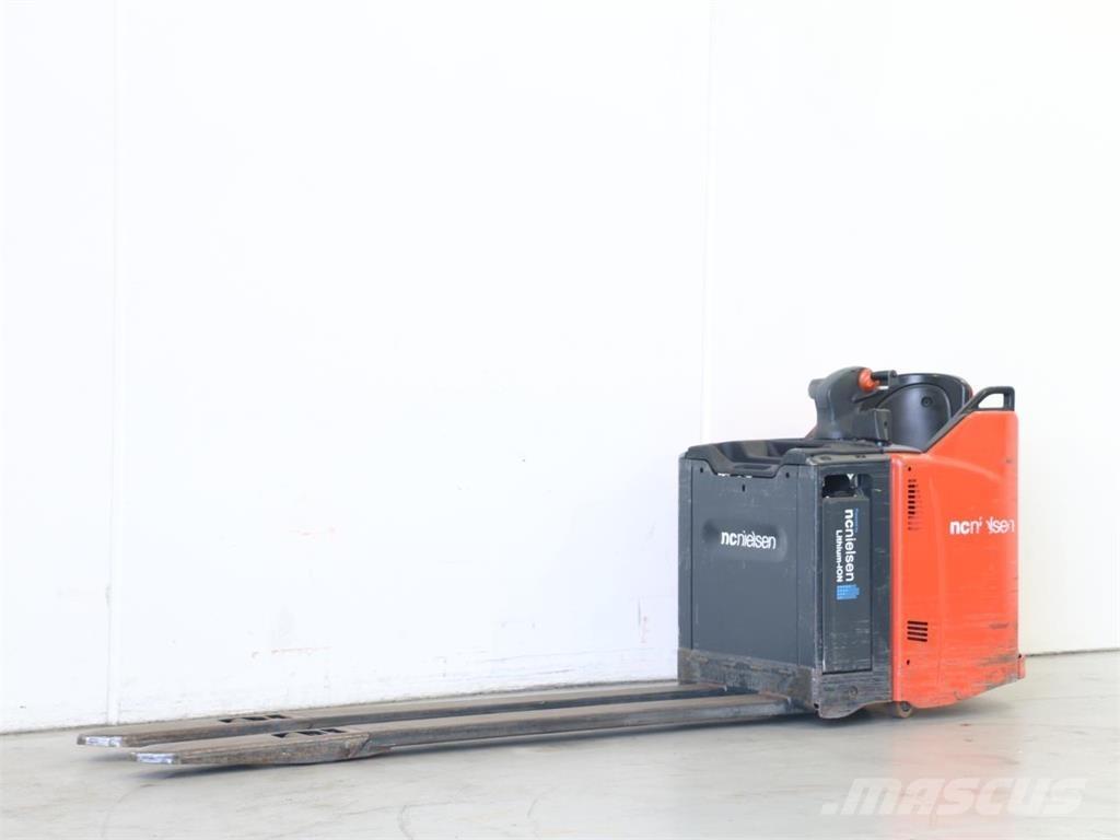Linde T20SP/131 行走控制式堆積機