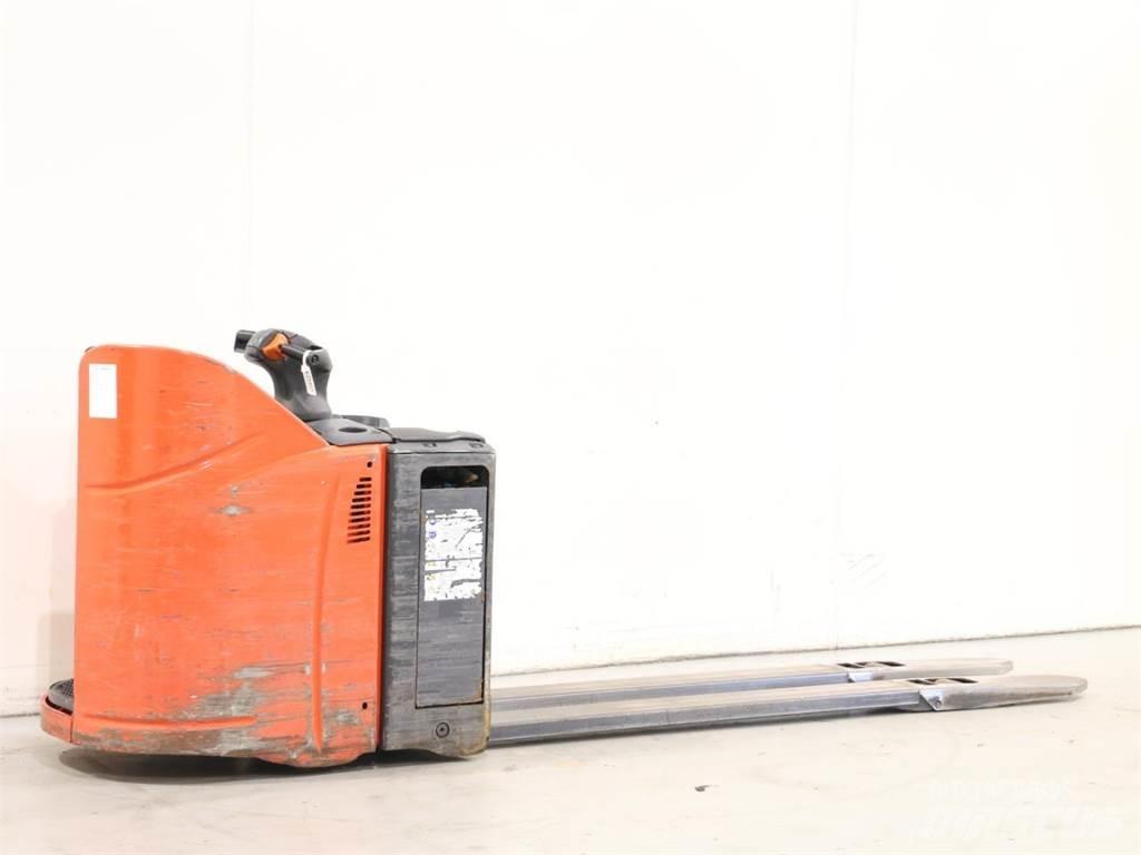 Linde T20SP/131 行走控制式堆積機