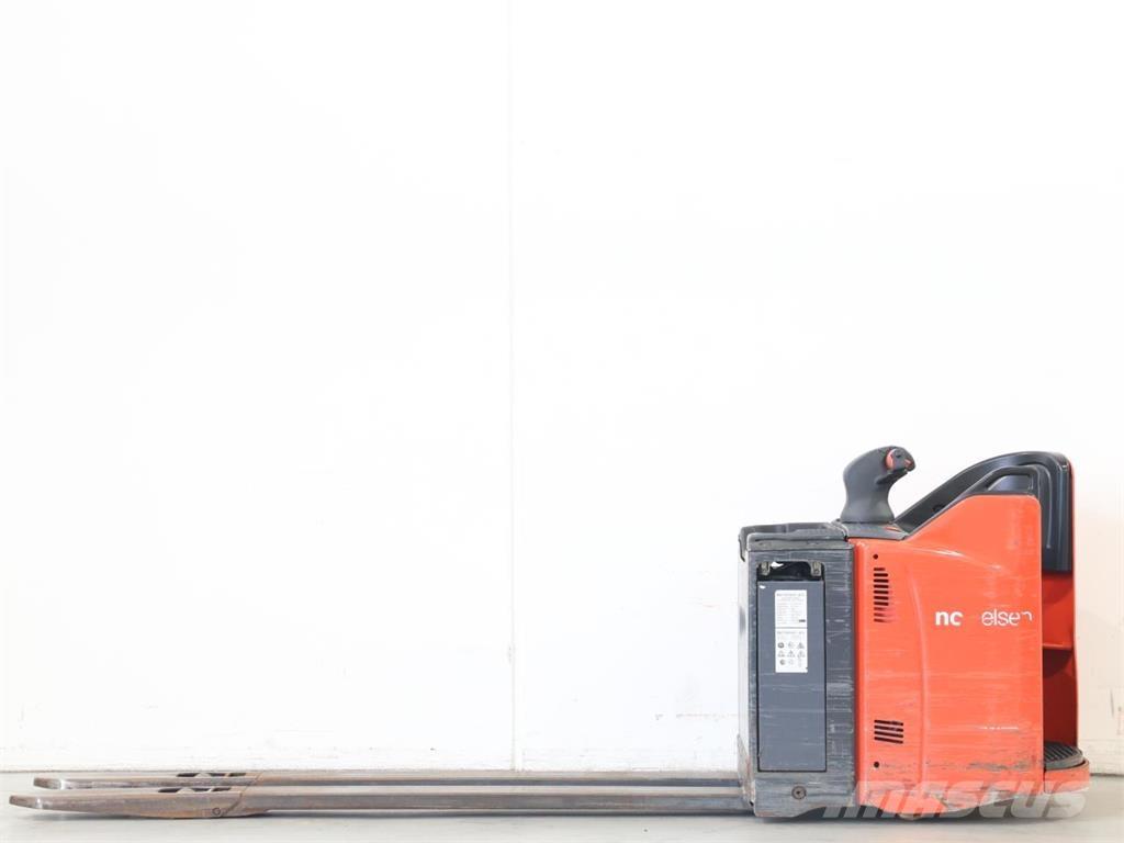 Linde T20SP/131 行走控制式堆積機