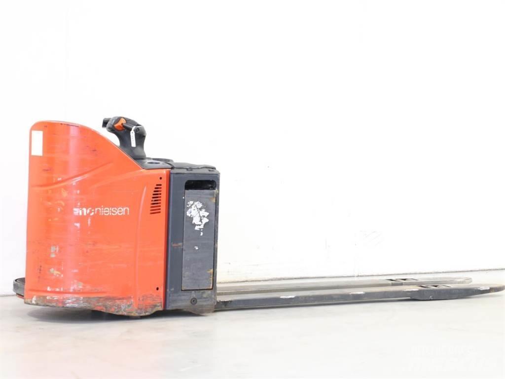 Linde T20SP/131 行走控制式堆積機