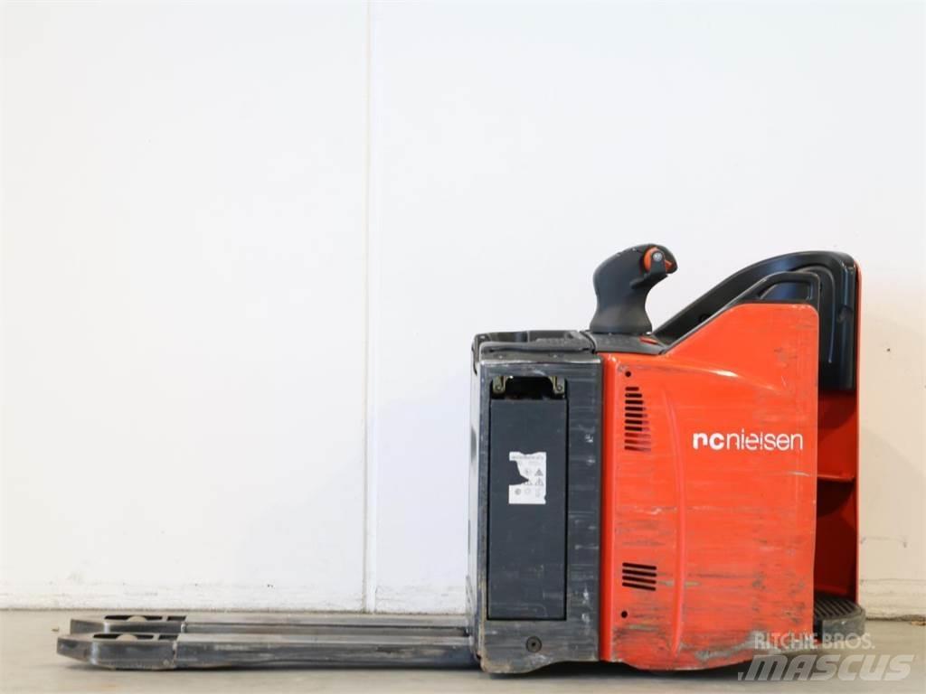 Linde T20SP/131-07 行走控制式堆積機