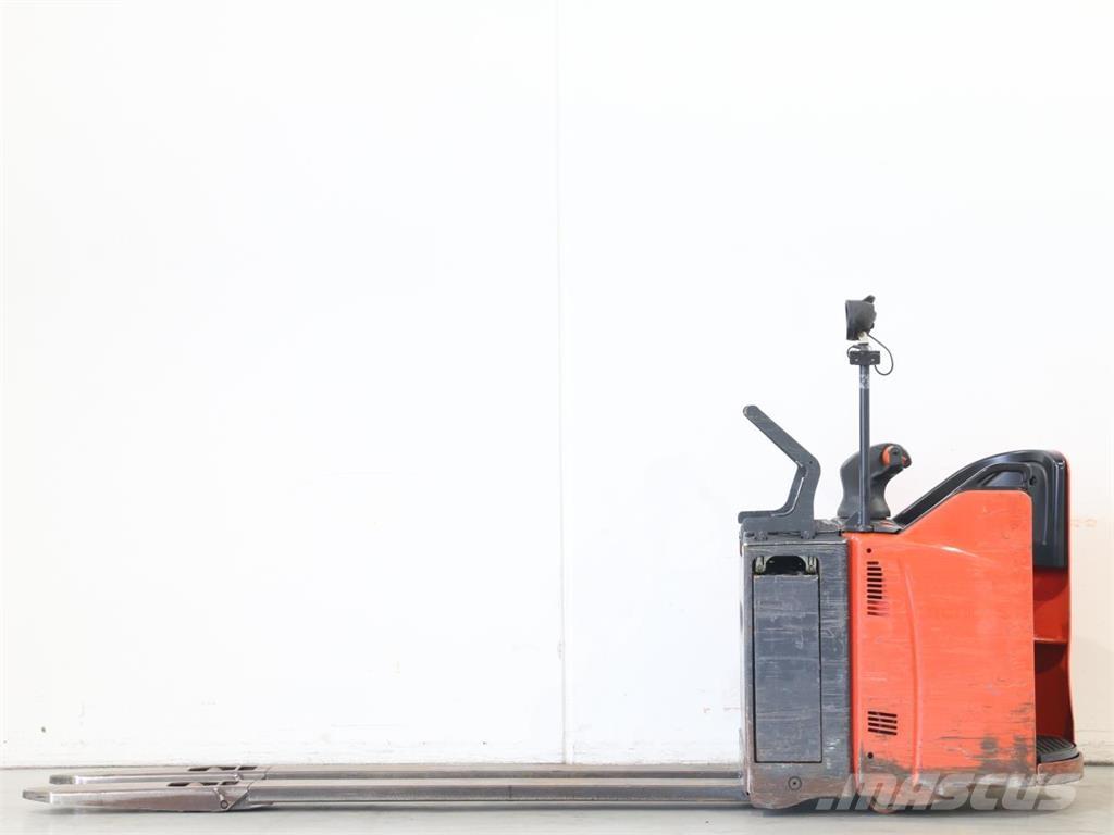 Linde T20SP/131-08 行走控制式堆積機