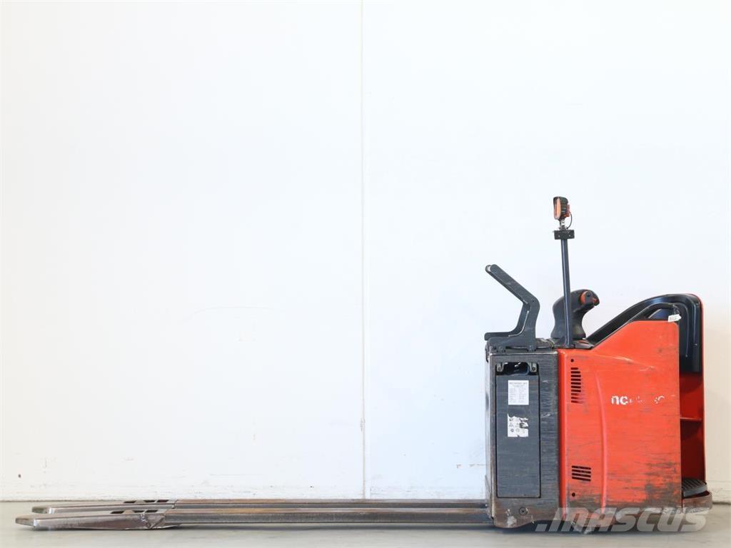 Linde T20SP/131-08 行走控制式堆積機