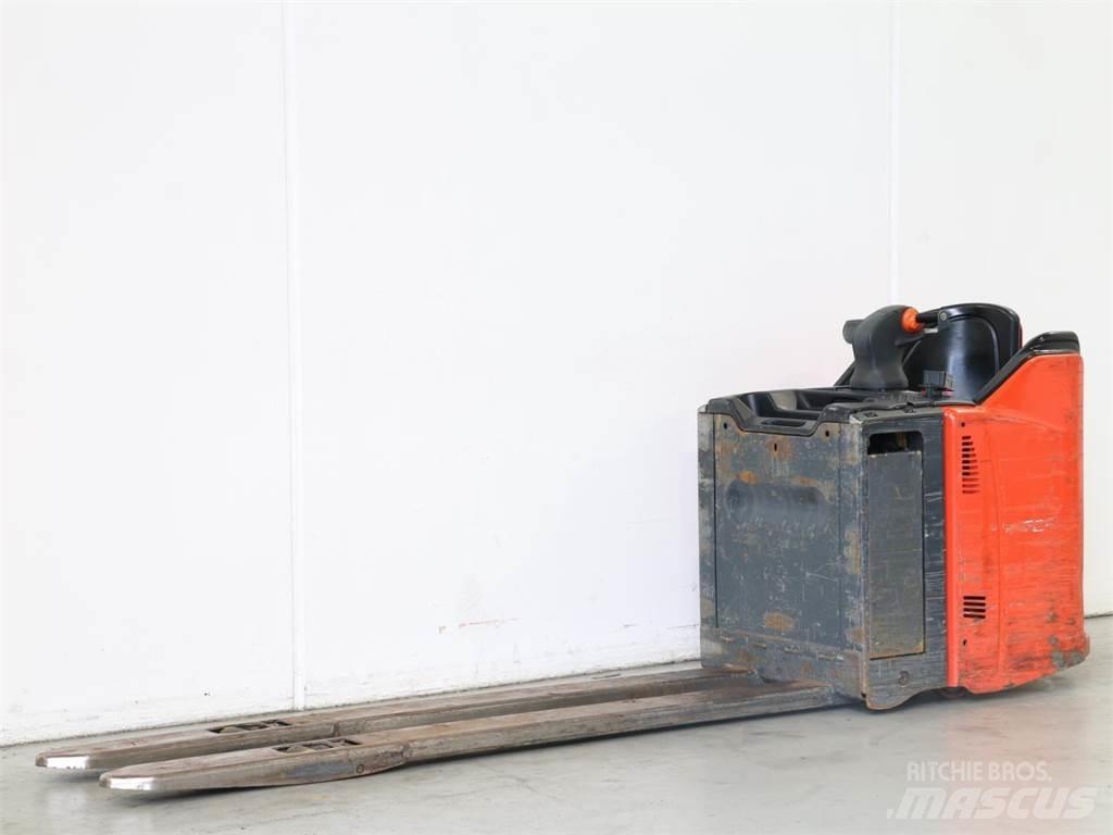 Linde T24SP/131 行走控制式堆積機