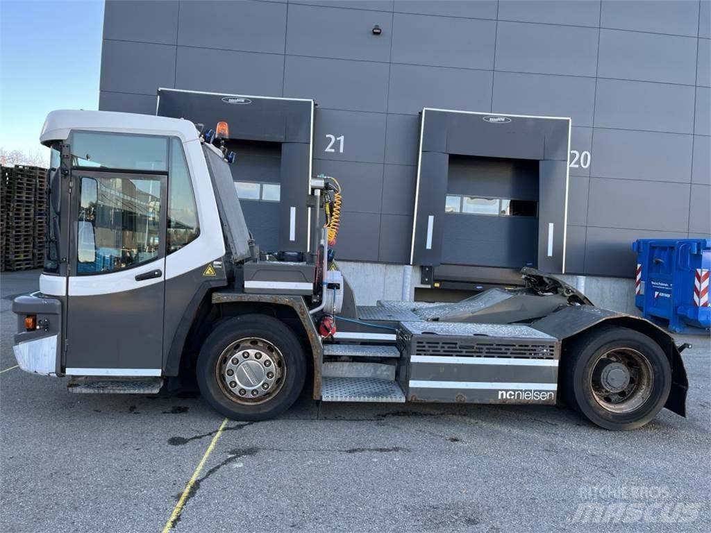 Terberg DT183 4X2 其他物料運輸工具