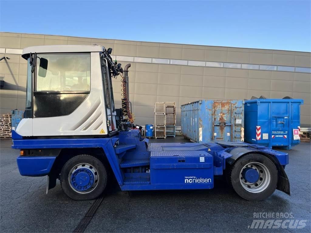 Terberg RT223 4X4 其他物料運輸工具