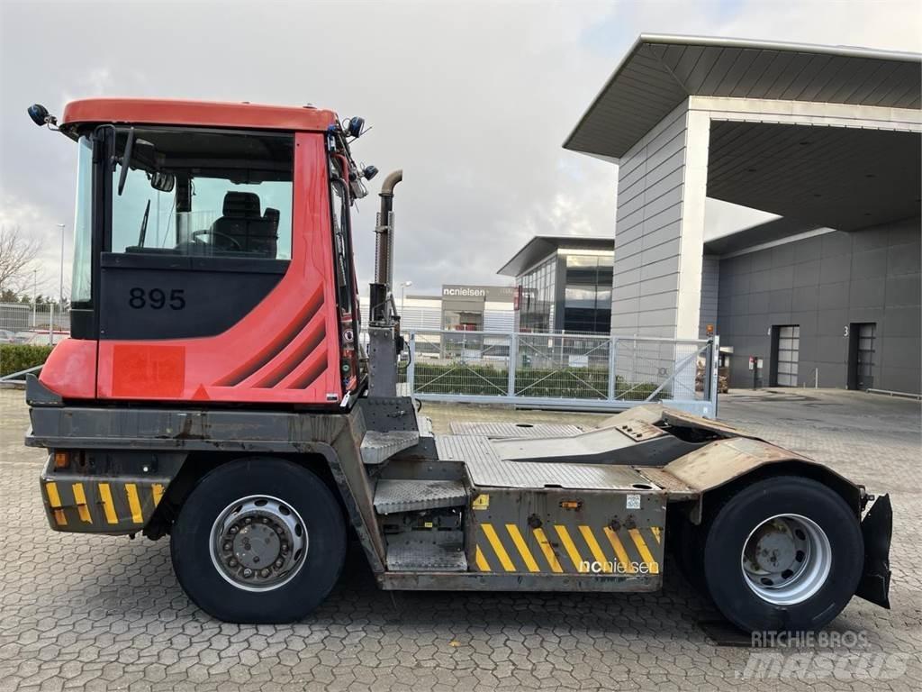 Terberg RT223 4X4 其他物料運輸工具