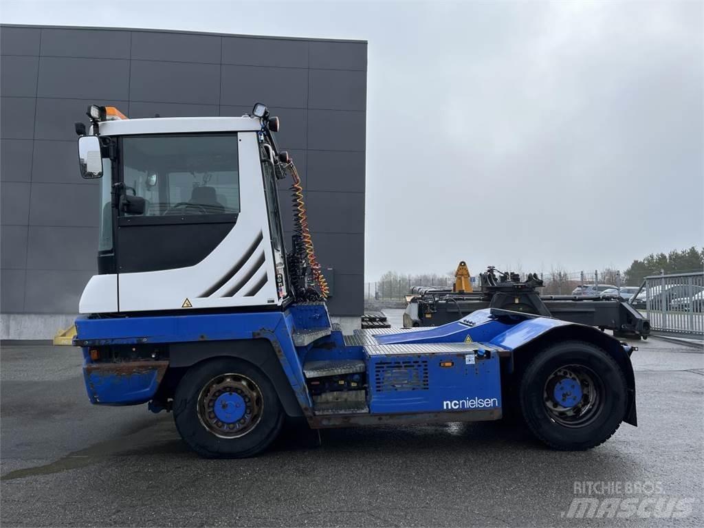 Terberg RT223 4X4 其他物料運輸工具