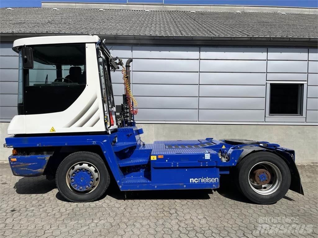 Terberg RT223 4X4 其他物料運輸工具