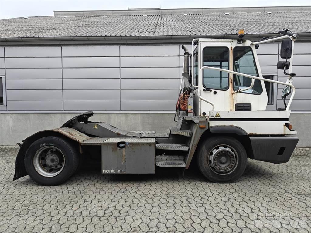 Terberg YT182 4X2 其他物料運輸工具