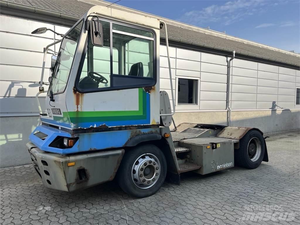 Terberg YT182 4X2 其他物料運輸工具
