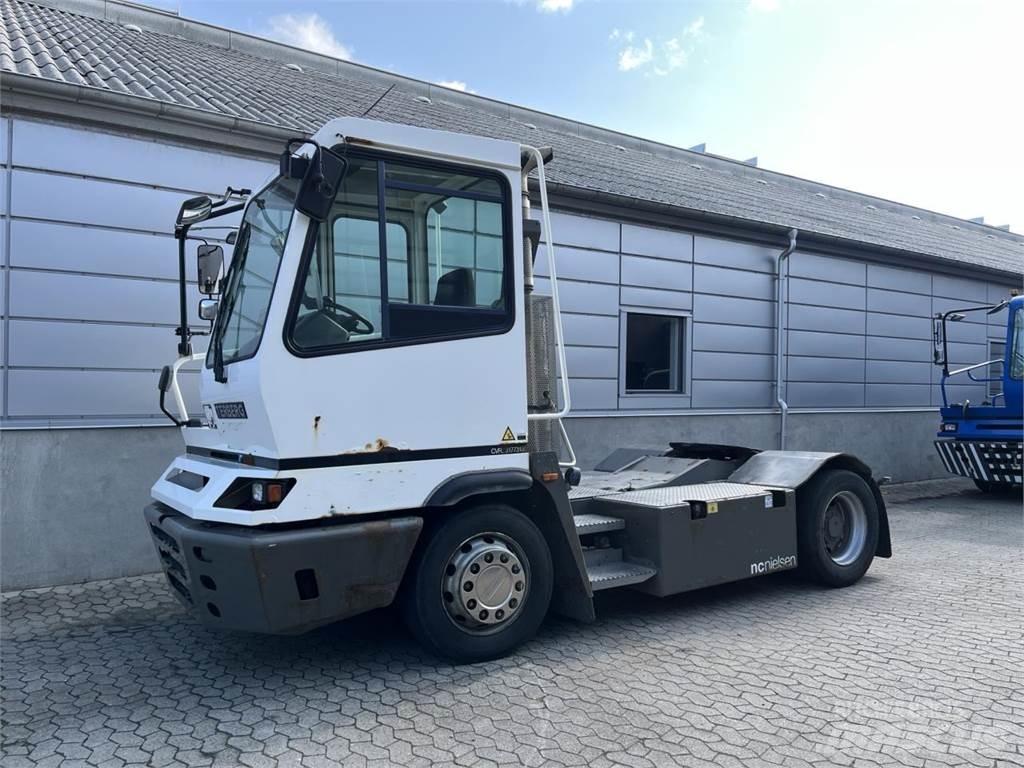 Terberg YT182 4X2 其他物料運輸工具