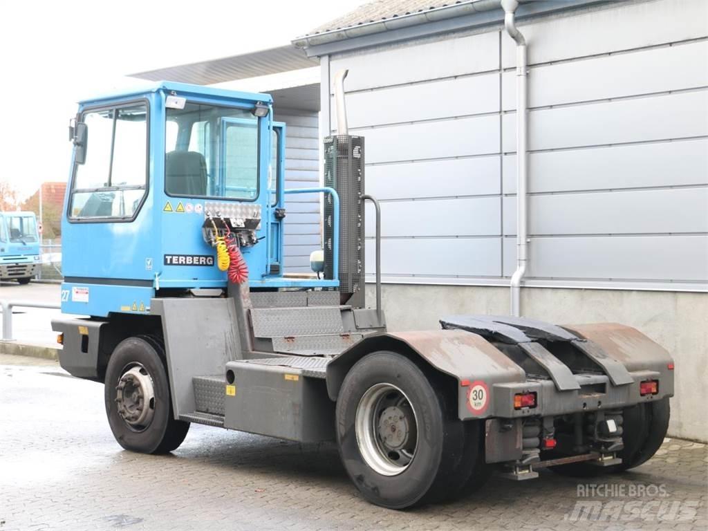 Terberg YT220 4X2 其他物料運輸工具