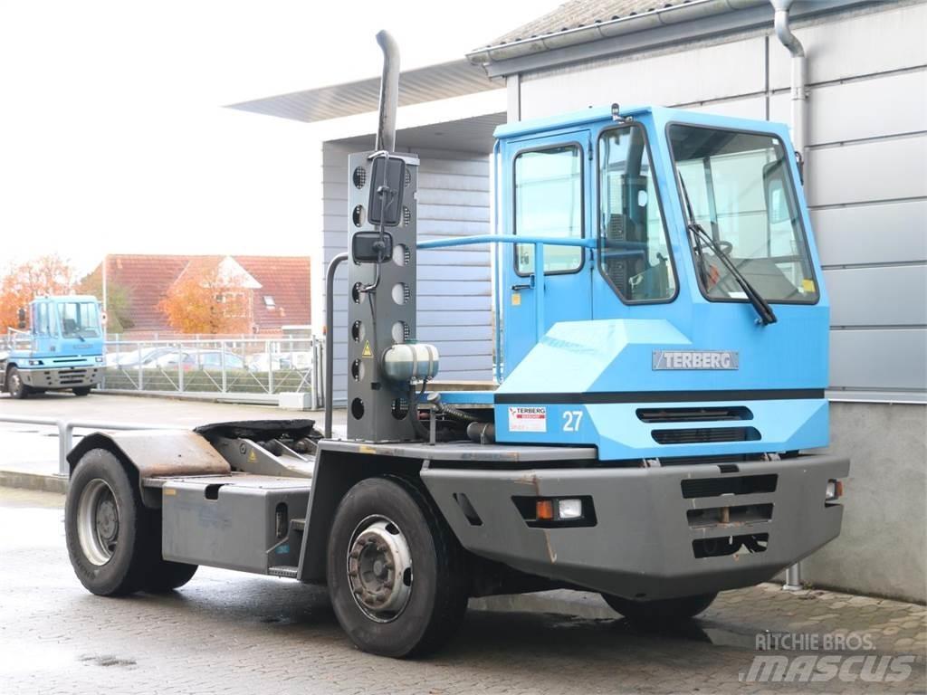 Terberg YT220 4X2 其他物料運輸工具