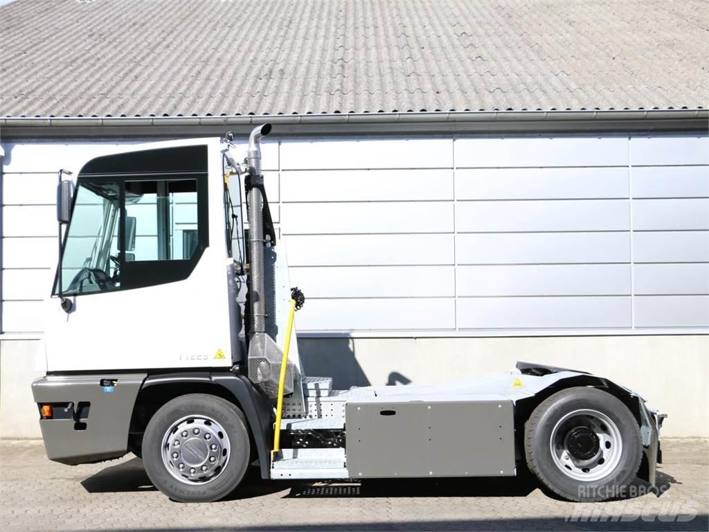 Terberg YT223 4x2 其他物料運輸工具