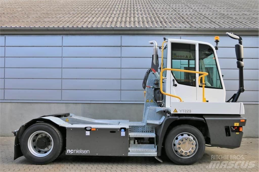 Terberg YT223 4x2 其他物料運輸工具