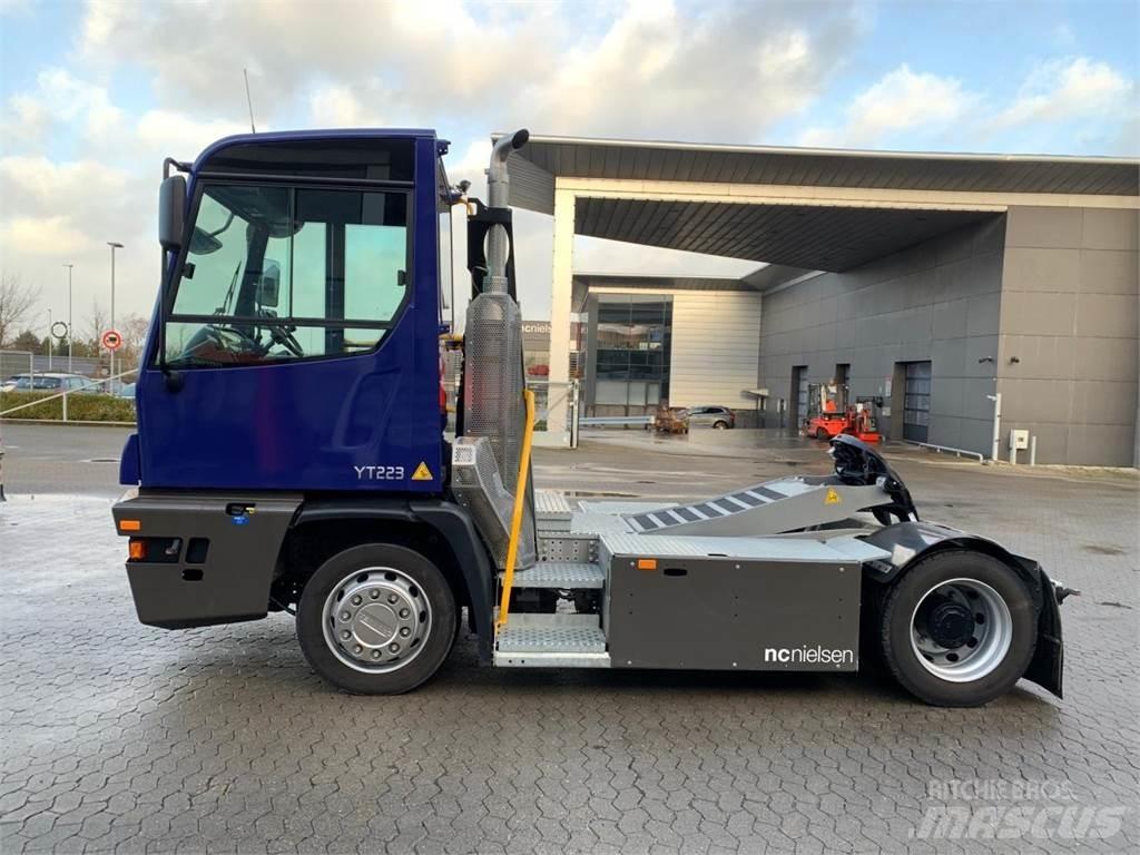 Terberg YT223 4x2 其他物料運輸工具