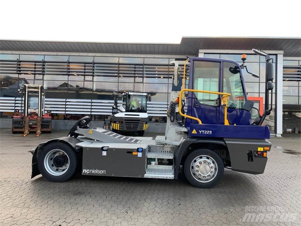 Terberg YT223 4x2 其他物料運輸工具