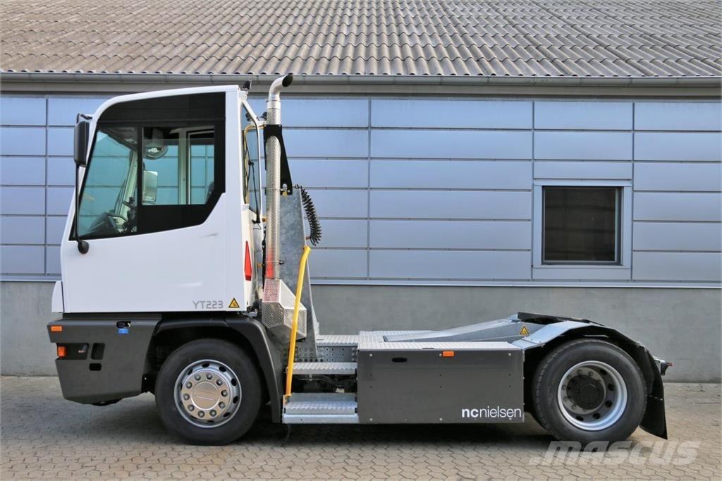 Terberg YT223 4x2 其他物料運輸工具