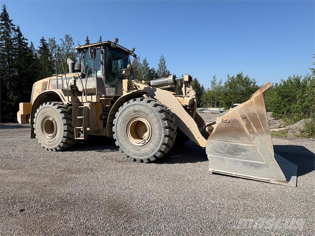 CAT 972 M 輪胎式裝載機