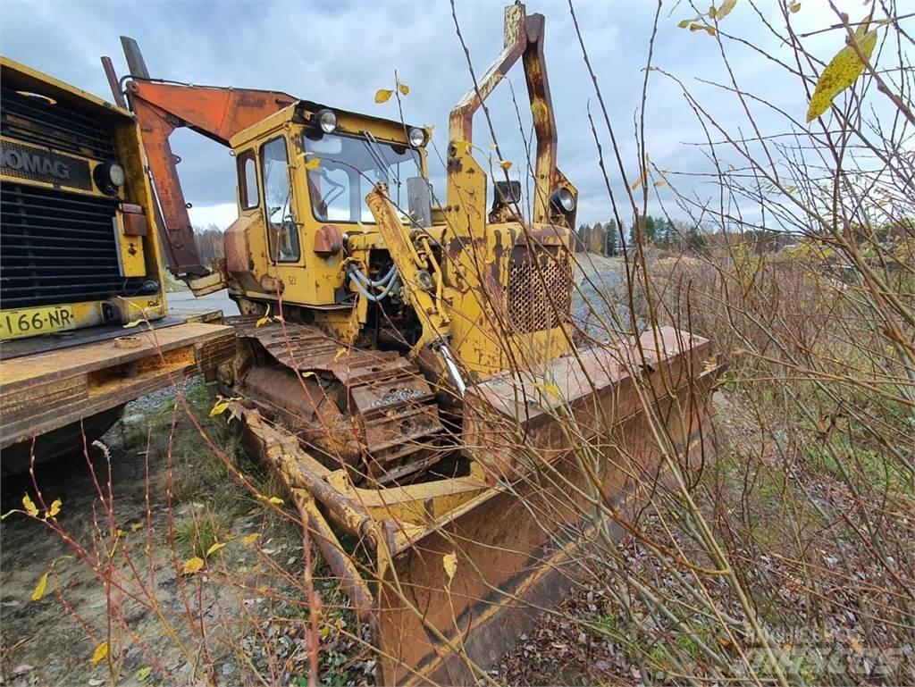 CAT D4D 履帶推土機