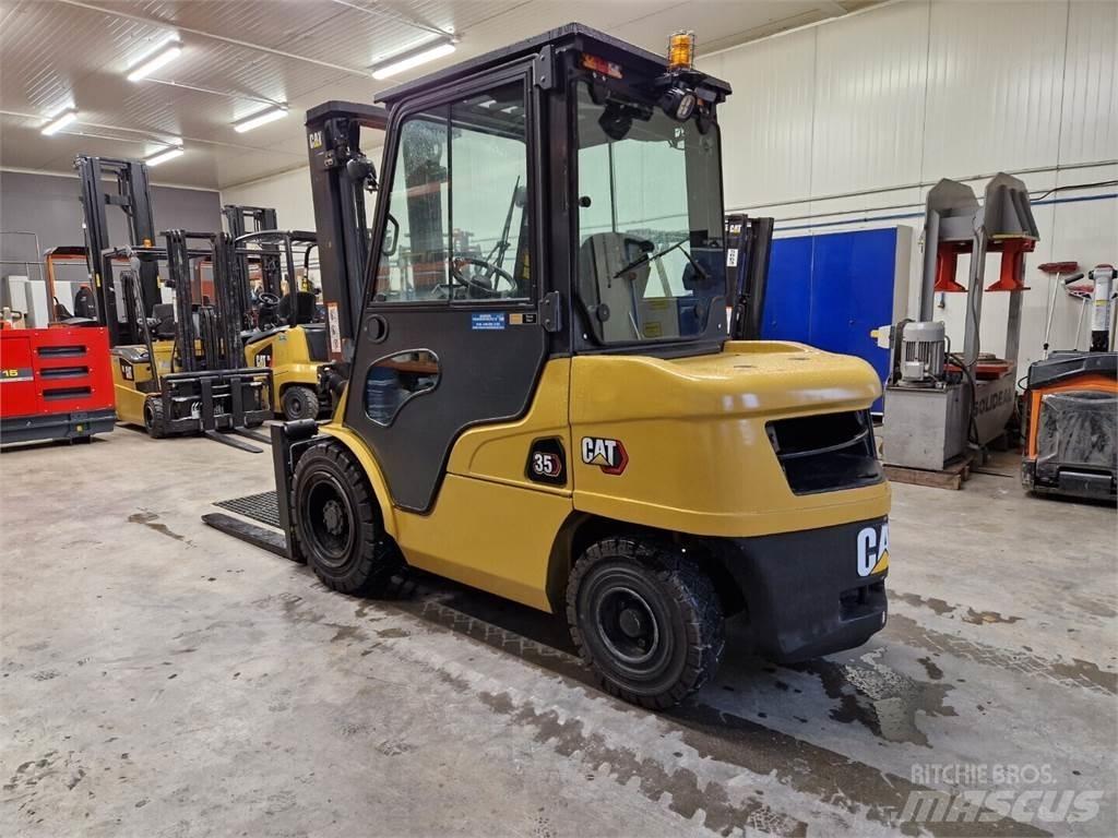 CAT DP35NT 柴油卡車