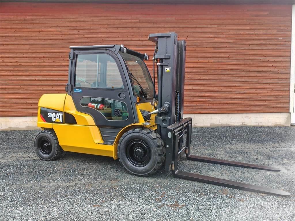 CAT DP50NT 柴油卡車